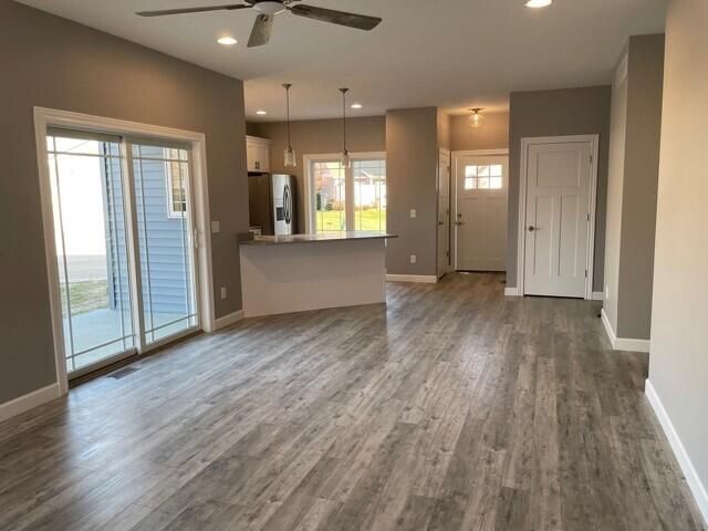 139 Lexington Pointe Drive 6, Niles, MI 49120