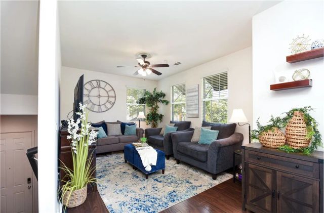 44942 Bellflower, Temecula, CA 92592