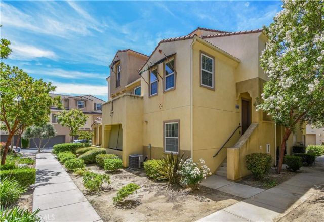 44942 Bellflower, Temecula, CA 92592