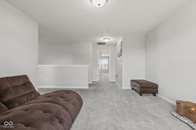 9133 Thames Drive, Avon, IN 46123