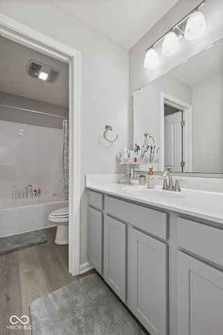 9133 Thames Drive, Avon, IN 46123