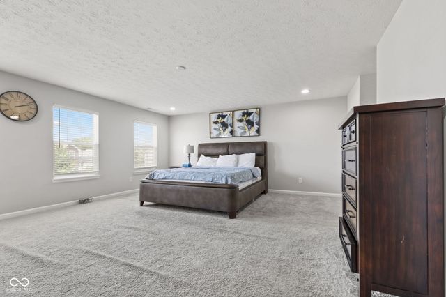 9133 Thames Drive, Avon, IN 46123