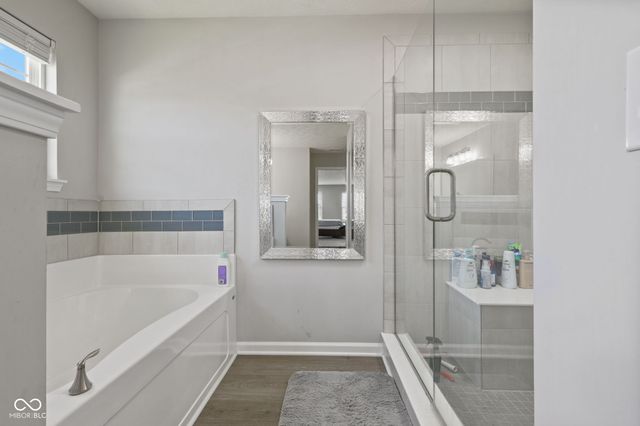 9133 Thames Drive, Avon, IN 46123