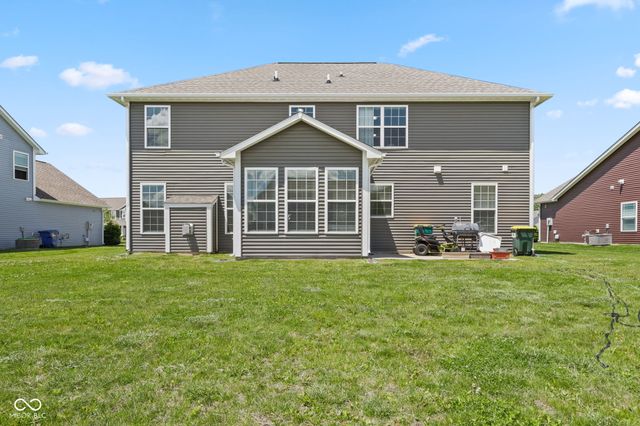 9133 Thames Drive, Avon, IN 46123