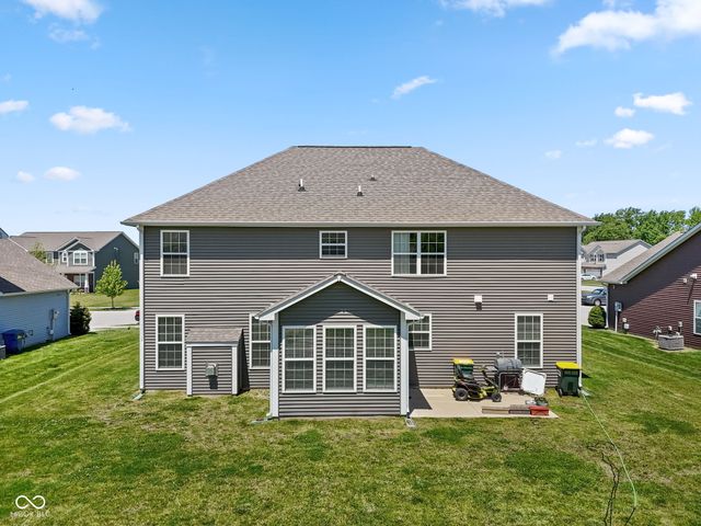 9133 Thames Drive, Avon, IN 46123