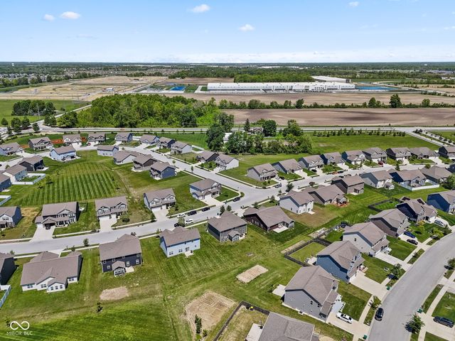 9133 Thames Drive, Avon, IN 46123
