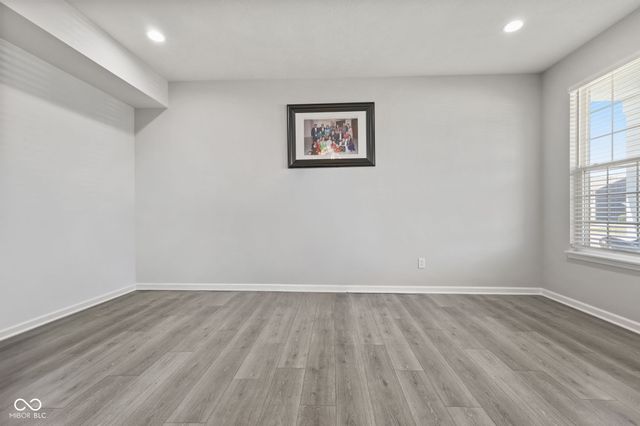 9133 Thames Drive, Avon, IN 46123