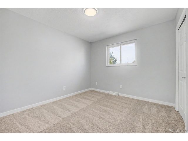 875 Memphis St, Aurora, CO 80011