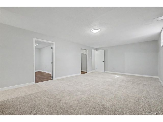 875 Memphis St, Aurora, CO 80011