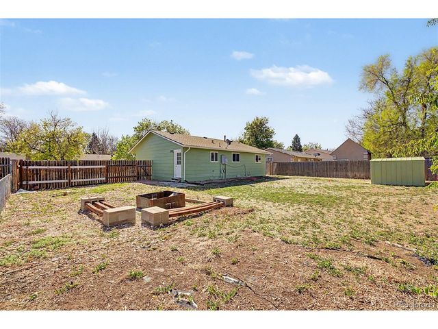 875 Memphis St, Aurora, CO 80011