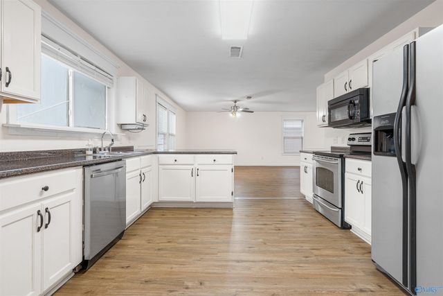 392 Jasmine Drive, Madison, AL 35757