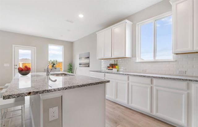 1404 Kadynce Lane, Anna, TX 75409