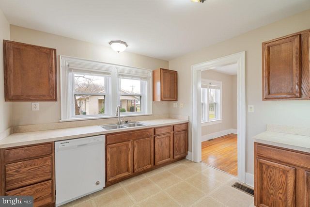 1805 KELLY ISLAND RD, Martinsburg, WV 25405