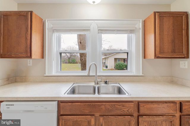 1805 KELLY ISLAND RD, Martinsburg, WV 25405