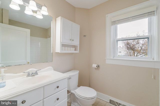 1805 KELLY ISLAND RD, Martinsburg, WV 25405