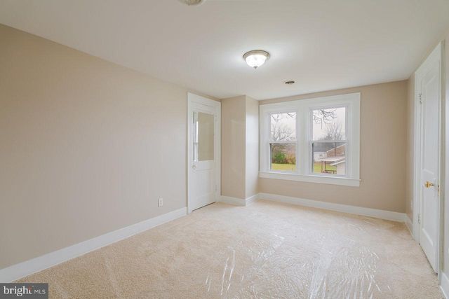 1805 KELLY ISLAND RD, Martinsburg, WV 25405