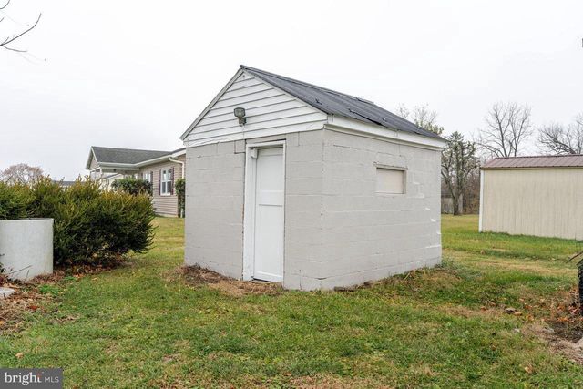 1805 KELLY ISLAND RD, Martinsburg, WV 25405