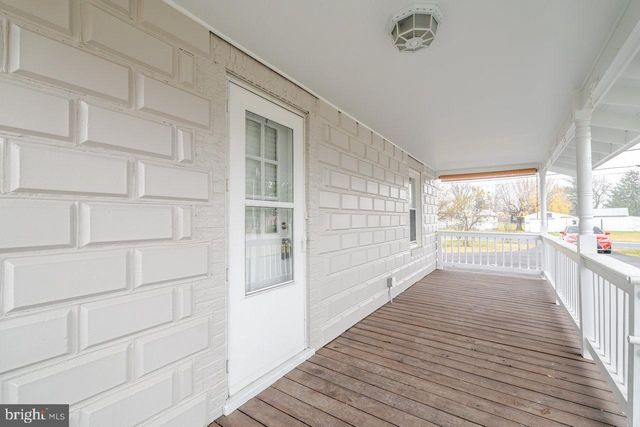 1805 KELLY ISLAND RD, Martinsburg, WV 25405