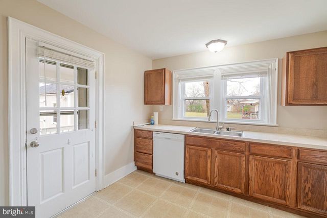 1805 KELLY ISLAND RD, Martinsburg, WV 25405