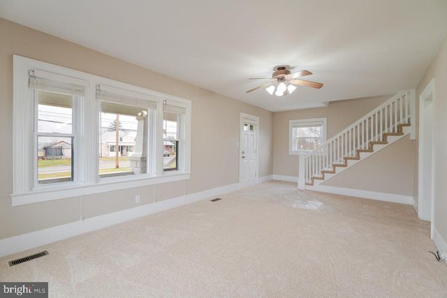 1805 KELLY ISLAND RD, Martinsburg, WV 25405