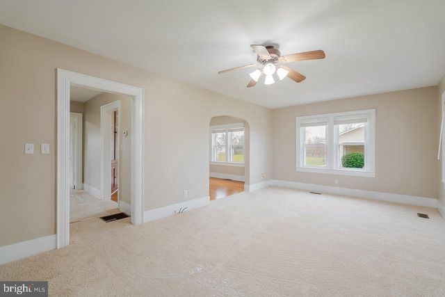 1805 KELLY ISLAND RD, Martinsburg, WV 25405