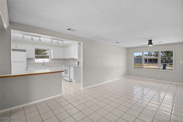 4244 Ellen AVE, Fort Myers, FL 33901