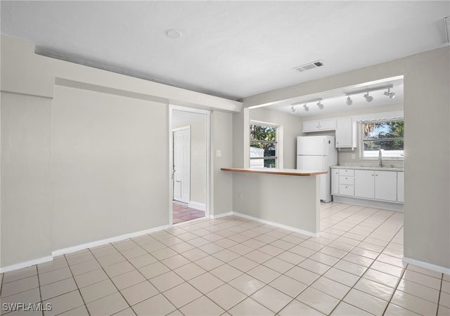 4244 Ellen AVE, Fort Myers, FL 33901