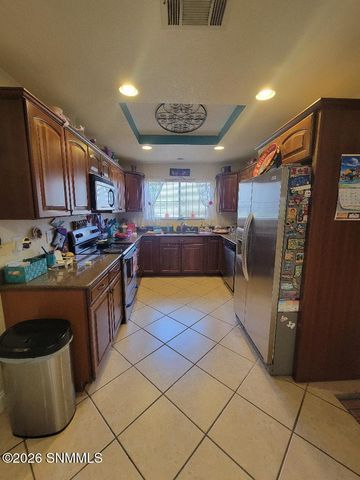 3114 Missouri Avenue, Las Cruces, NM 88011