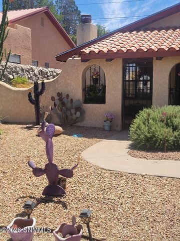 3114 Missouri Avenue, Las Cruces, NM 88011