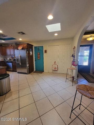 3114 Missouri Avenue, Las Cruces, NM 88011