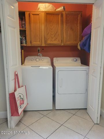 3114 Missouri Avenue, Las Cruces, NM 88011