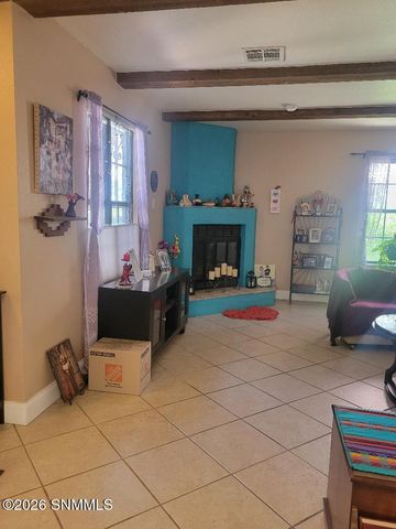 3114 Missouri Avenue, Las Cruces, NM 88011