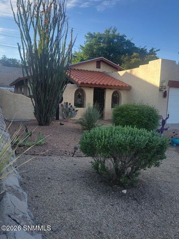 3114 Missouri Avenue, Las Cruces, NM 88011