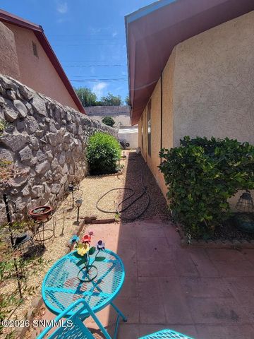 3114 Missouri Avenue, Las Cruces, NM 88011