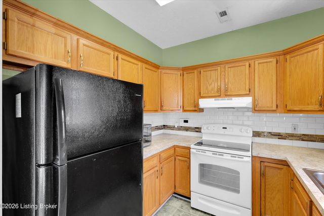 3716 Stratton Ave, Louisville, KY 40211
