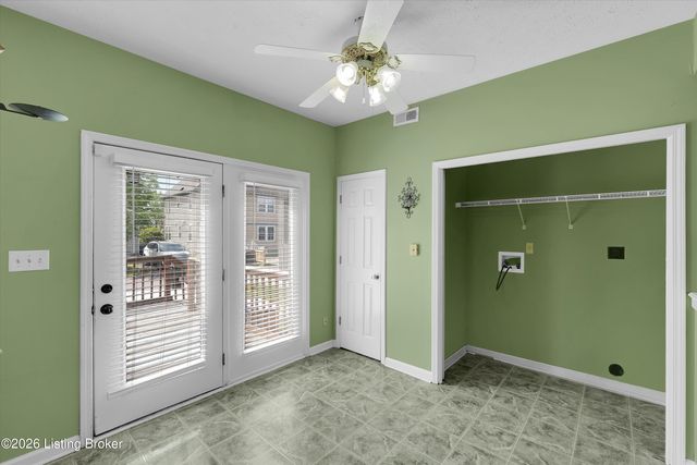 3716 Stratton Ave, Louisville, KY 40211