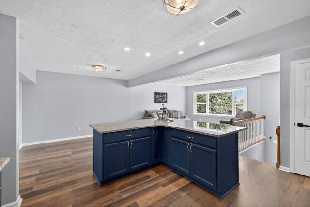 259 S Eagle Creek Drive, Lexington, KY 40515