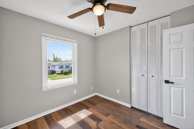 259 S Eagle Creek Drive, Lexington, KY 40515