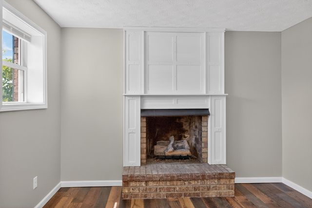 259 S Eagle Creek Drive, Lexington, KY 40515