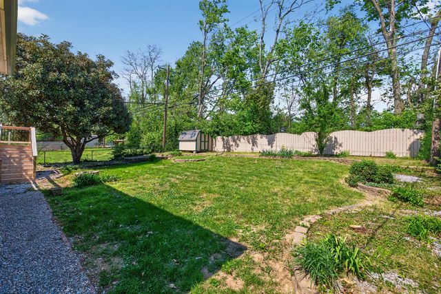 259 S Eagle Creek Drive, Lexington, KY 40515