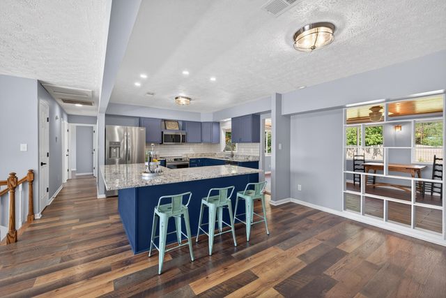 259 S Eagle Creek Drive, Lexington, KY 40515