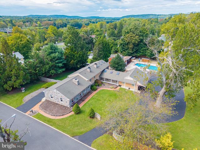 4 LAFAYETTE AVE, Titusville, NJ 08560