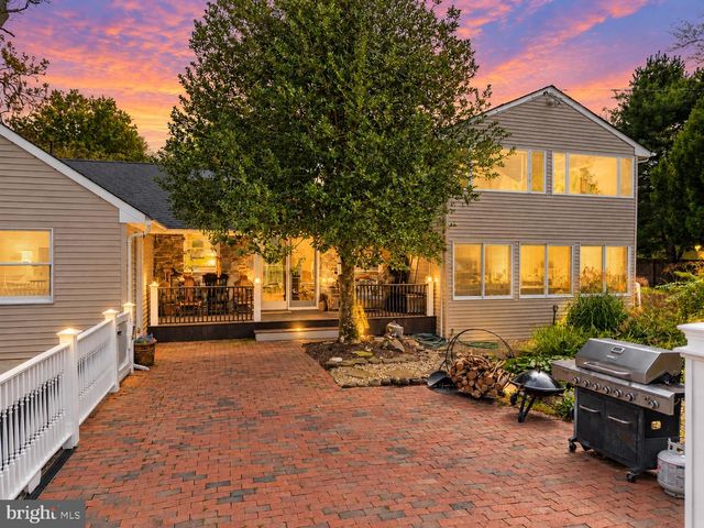 4 LAFAYETTE AVE, Titusville, NJ 08560