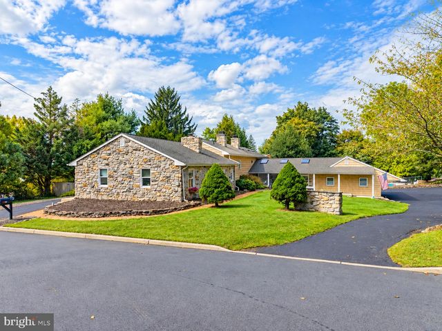 4 LAFAYETTE AVE, Titusville, NJ 08560