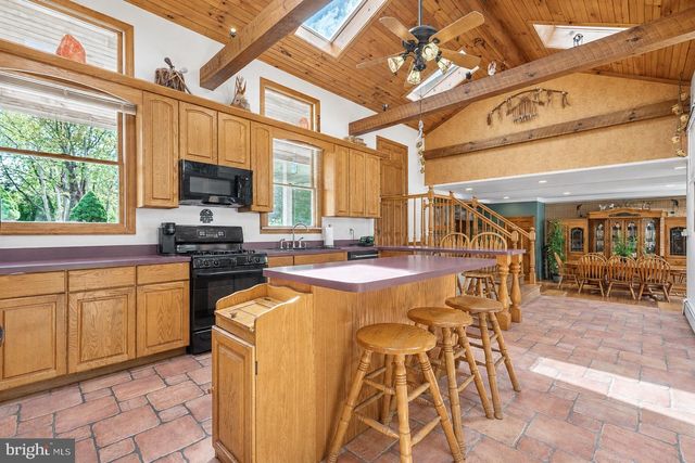 4 LAFAYETTE AVE, Titusville, NJ 08560