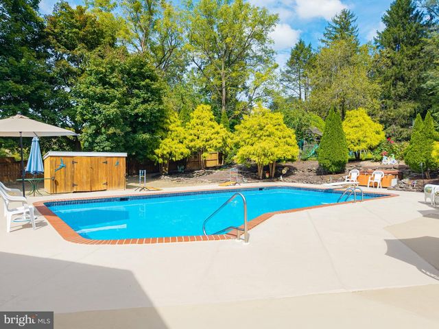 4 LAFAYETTE AVE, Titusville, NJ 08560