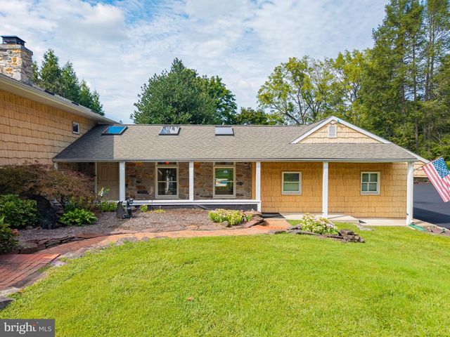 4 LAFAYETTE AVE, Titusville, NJ 08560