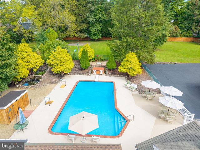 4 LAFAYETTE AVE, Titusville, NJ 08560
