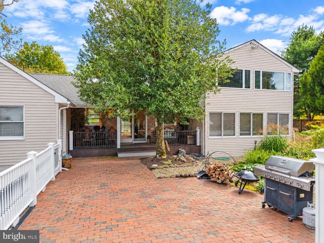 4 LAFAYETTE AVE, Titusville, NJ 08560