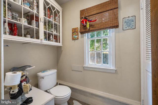 4 LAFAYETTE AVE, Titusville, NJ 08560
